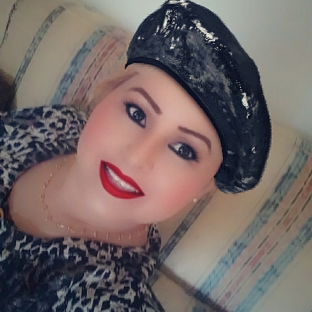 Meet your Posher, Sonia